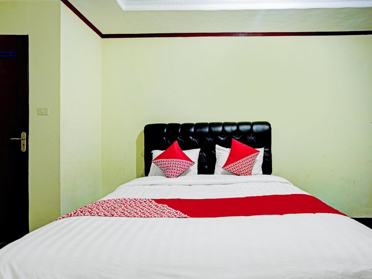 Oyo 90331 Hotel Toba Shanda Parapat Exterior photo