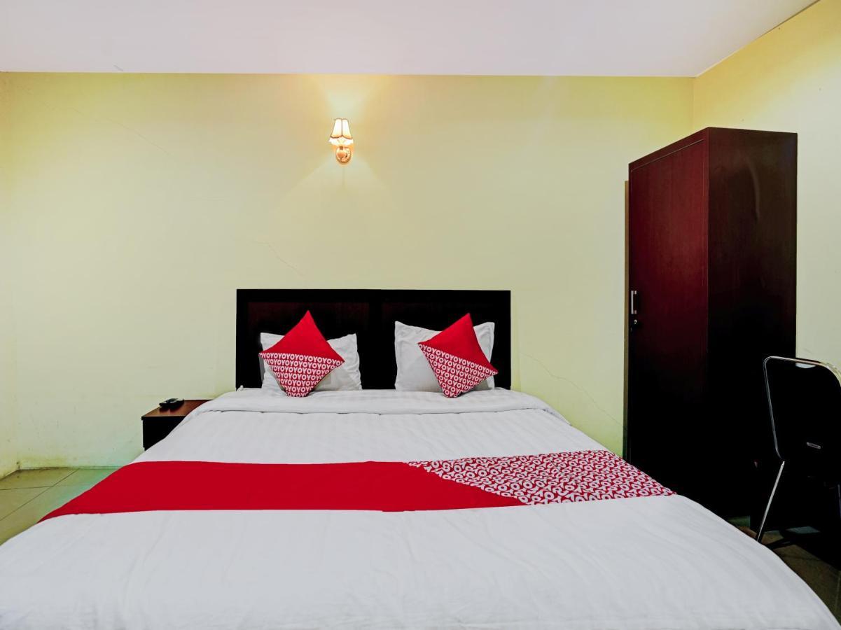 Oyo 90331 Hotel Toba Shanda Parapat Exterior photo