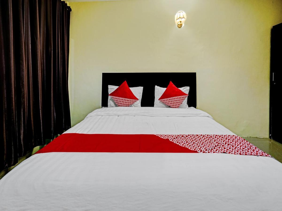 Oyo 90331 Hotel Toba Shanda Parapat Exterior photo