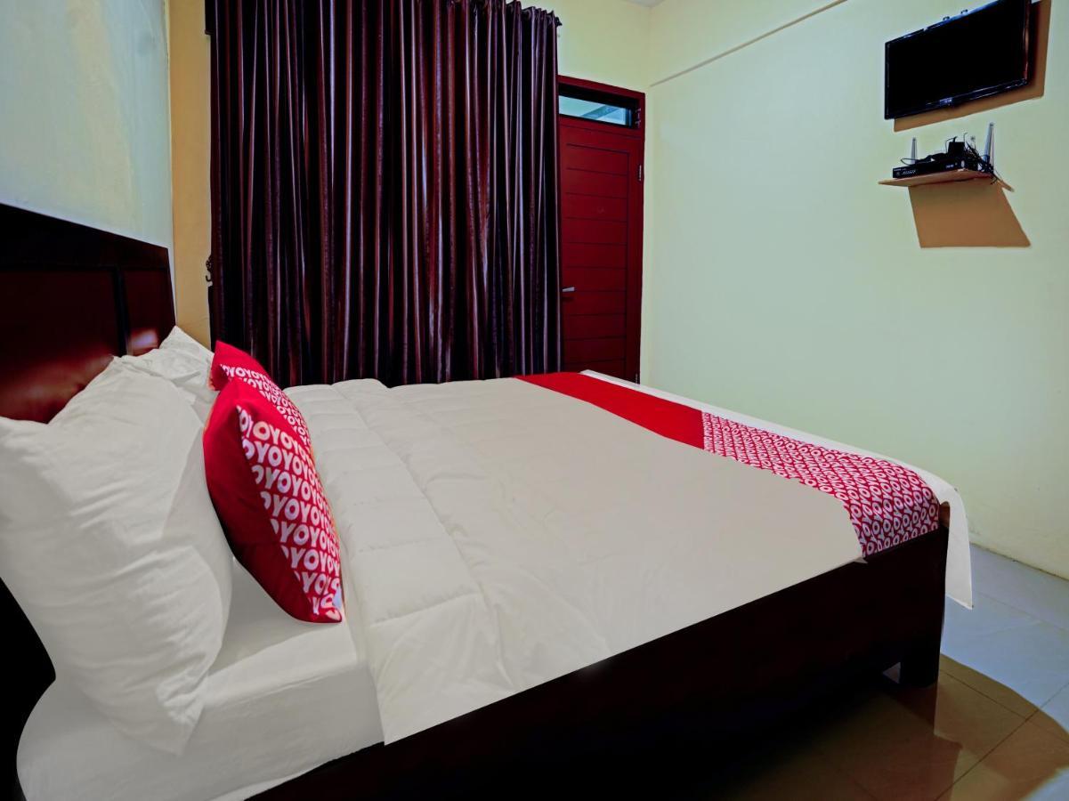 Oyo 90331 Hotel Toba Shanda Parapat Exterior photo