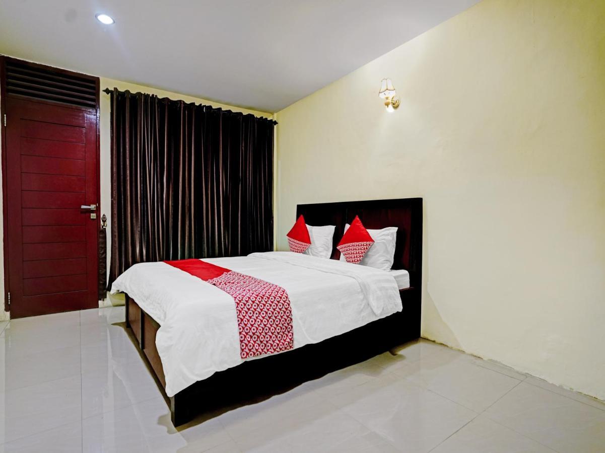 Oyo 90331 Hotel Toba Shanda Parapat Exterior photo